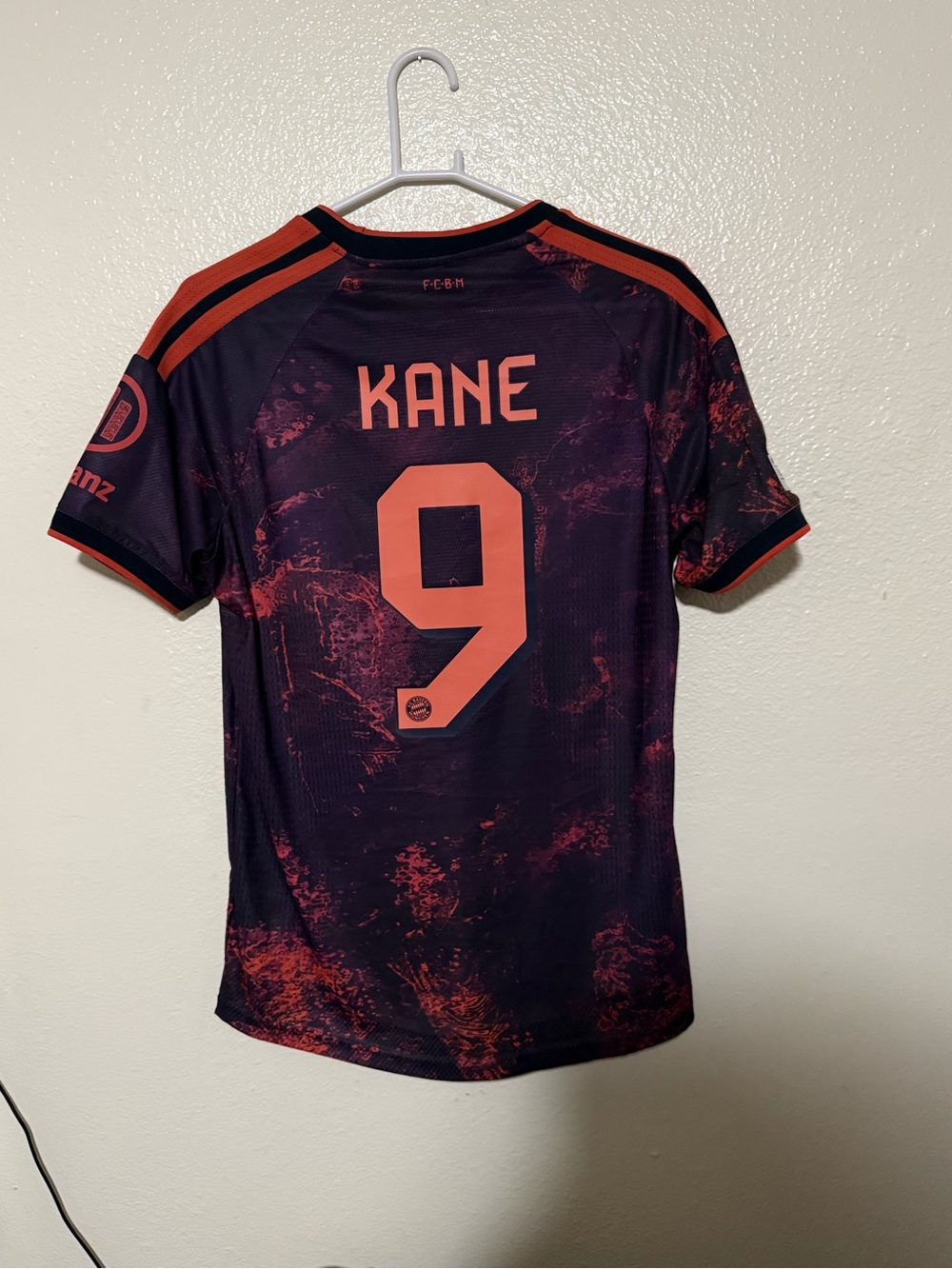 Kane #9 FC BAYERN MUNCHEN size L fit like M